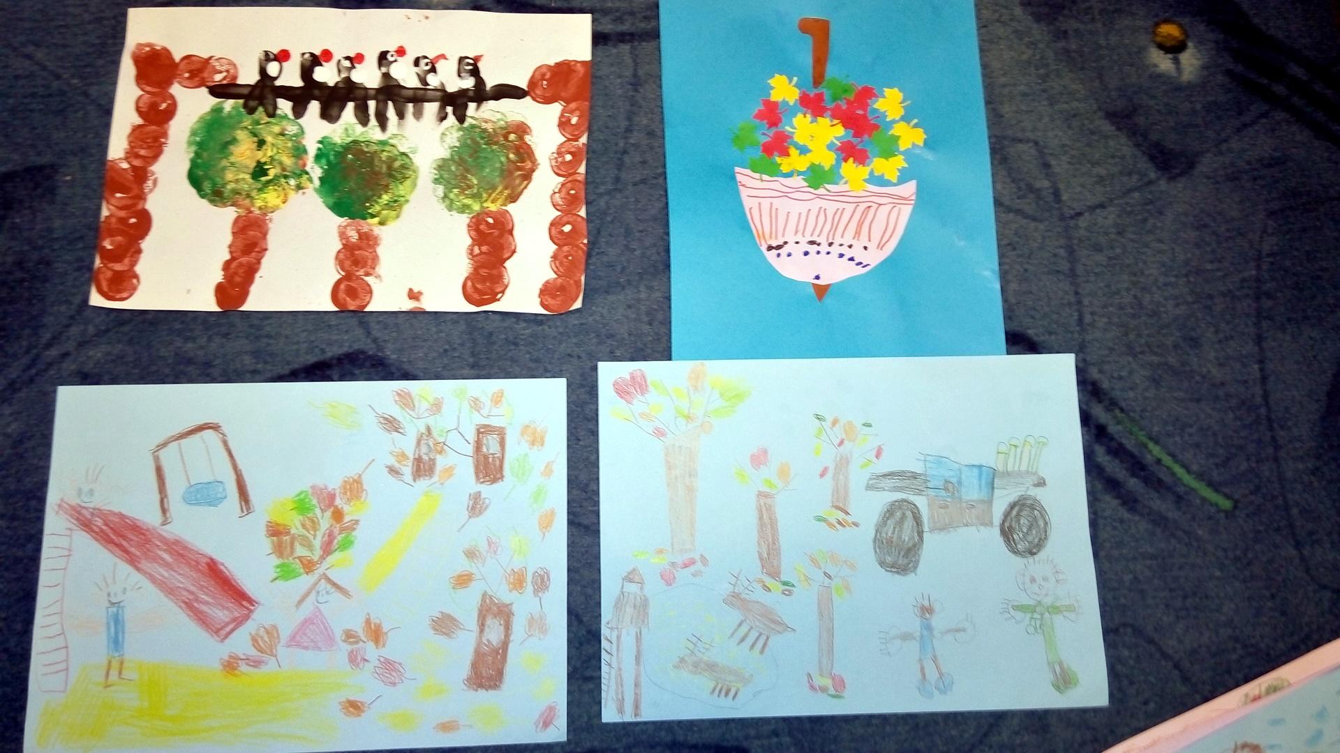 Az idei évben is készítettünk rajzokat a gyerekekkel az „Őszi hepe  - hupa…” című rajzpályázatra.
A gyerekek nagy izgalommal készítették munkáikat az ősz, mint évszak témakörben.
Mindkét csoportban készültek szebbnél – szebb alkotások vegyes technikákkal (rajzzal, festéssel, ragasztással).
A beküldött pályázatokat díjazták, így mindegyik kisgyerek emléklapot, a korcsoportjában 3. helyezést elért Schmidt Benett oklevelet és ajándékcsomagot kapott a szervezőktől. 
Szeretettel gratulálunk a gyerekeknek! 
