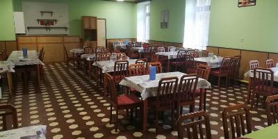 Bakonyszentlászló - Közösségi konyha ebédlőjének megújulása
